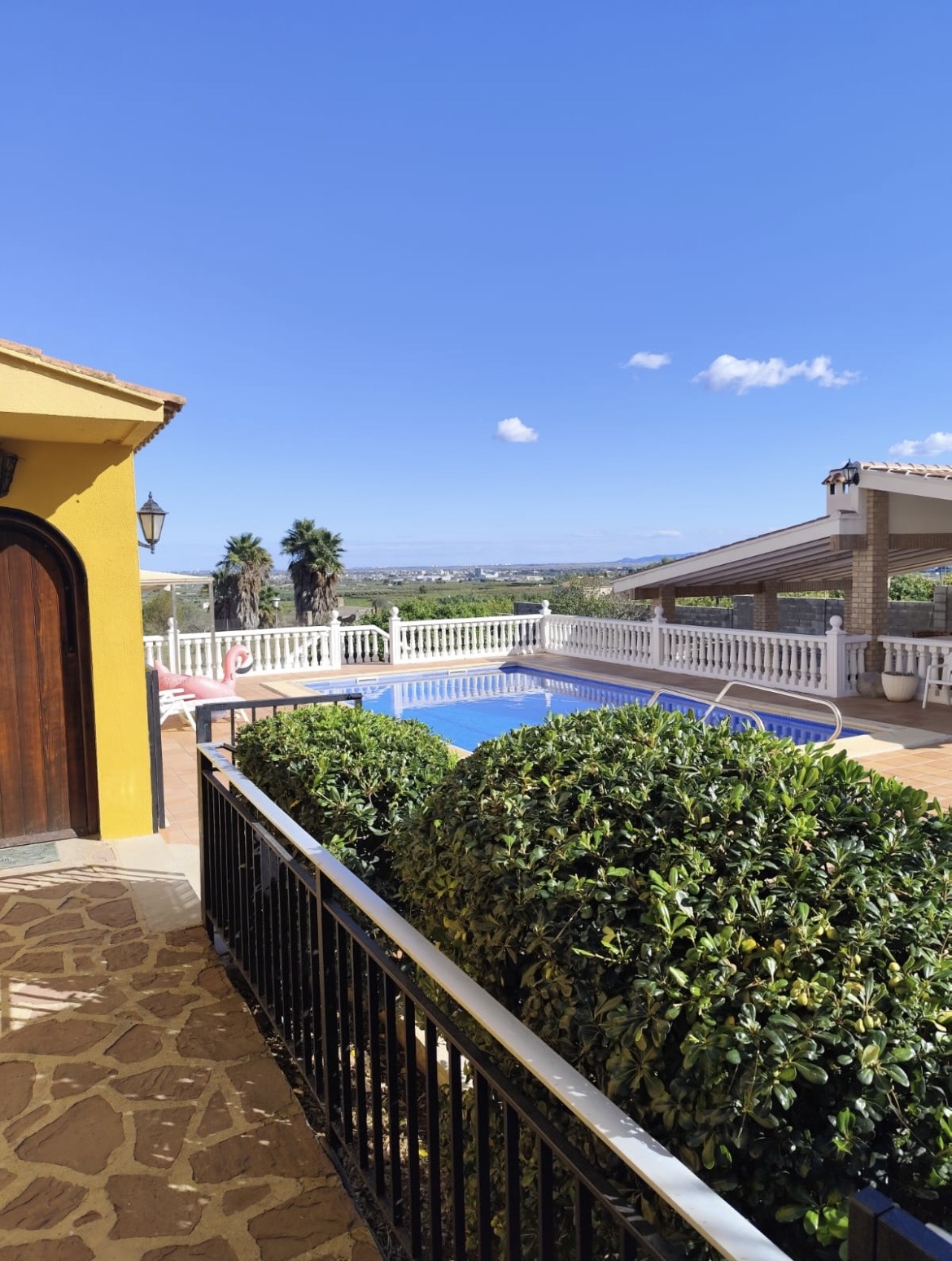 Reforma vivienda con piscina exterior Valencia